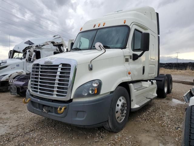 2015 Freightliner Cascadia 125