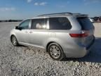 2016 Toyota Sienna XLE