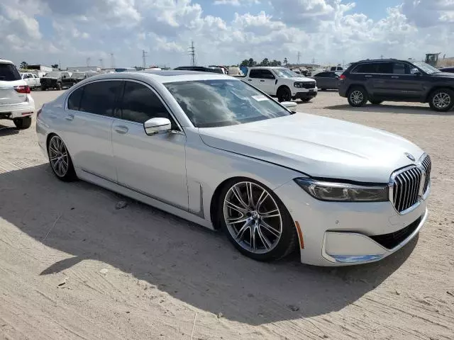 2022 BMW 740 I