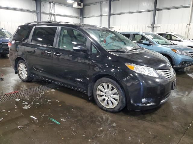 2013 Toyota Sienna XLE