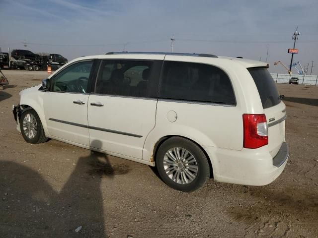 2013 Chrysler Town & Country Limited