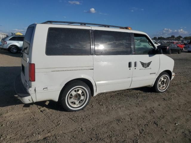 2000 GMC Safari XT