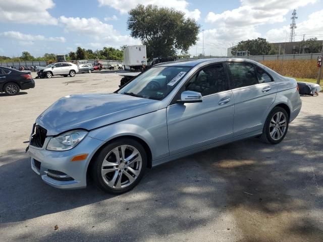 2013 Mercedes-Benz C 250