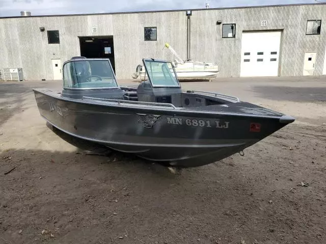 2016 Lund Boat