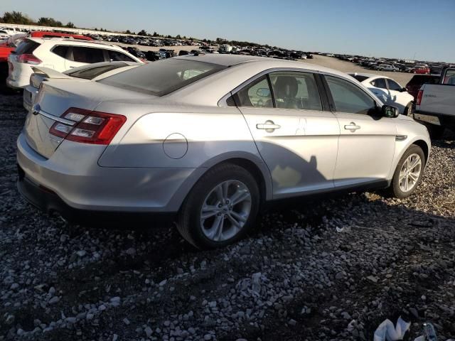 2018 Ford Taurus SE