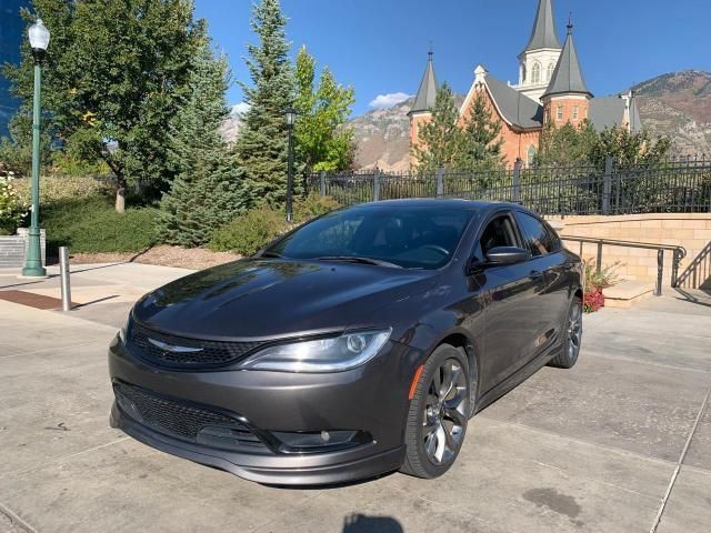 2016 Chrysler 200 S