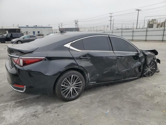 2022 Lexus ES 300H Base