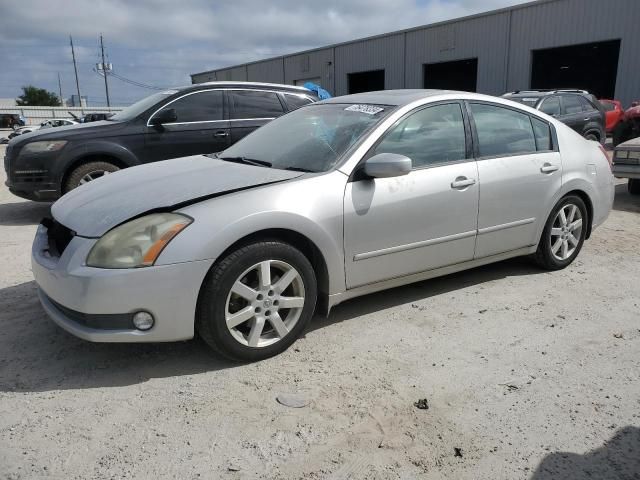 2005 Nissan Maxima SE