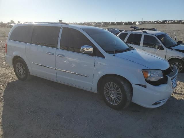 2014 Chrysler Town & Country Touring L