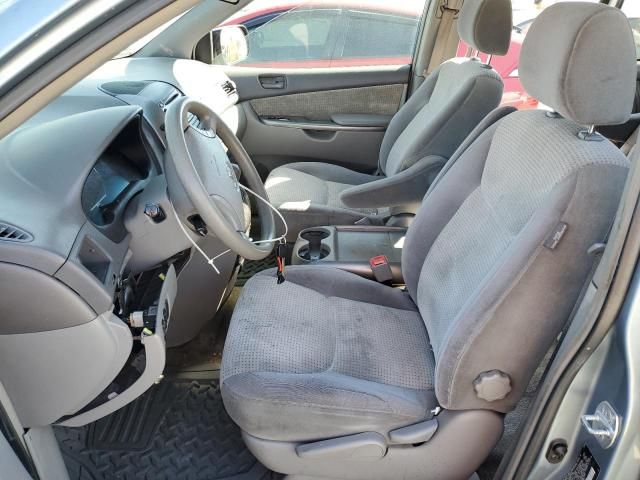 2006 Toyota Sienna CE