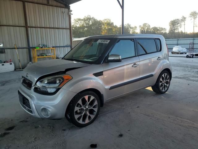 2013 KIA Soul +