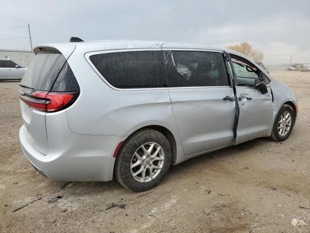 2023 Chrysler Pacifica Touring