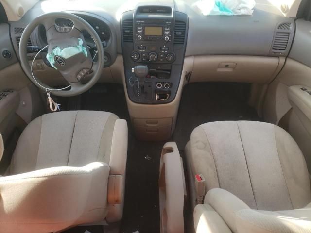 2011 KIA Sedona LX