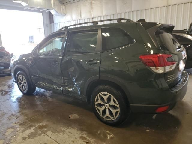 2024 Subaru Forester Premium