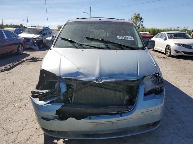 2008 Chrysler Town & Country Touring