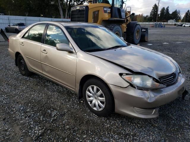 2005 Toyota Camry LE