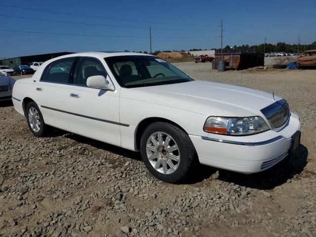 2007 Lincoln Town Car Signature Limited