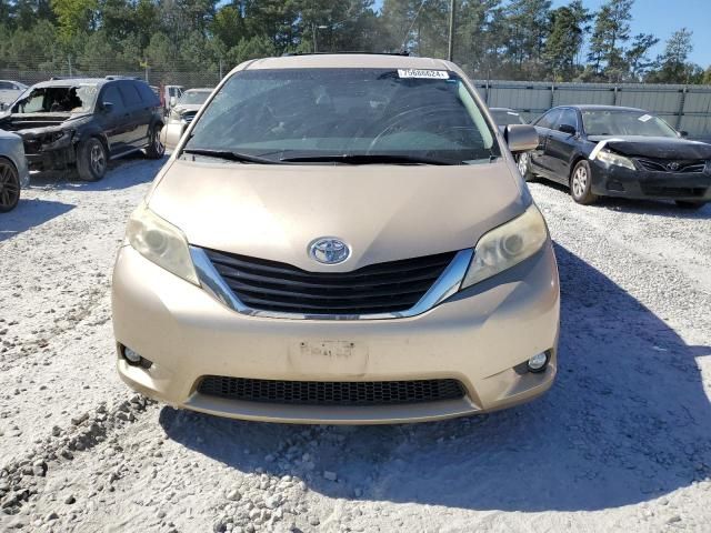 2012 Toyota Sienna LE