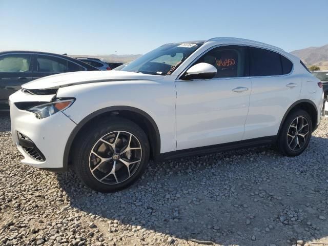 2018 Alfa Romeo Stelvio TI