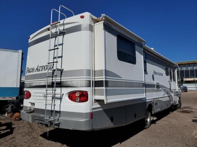 2002 Fleetwood 2002 Workhorse Custom Chassis Motorhome Chassis W2