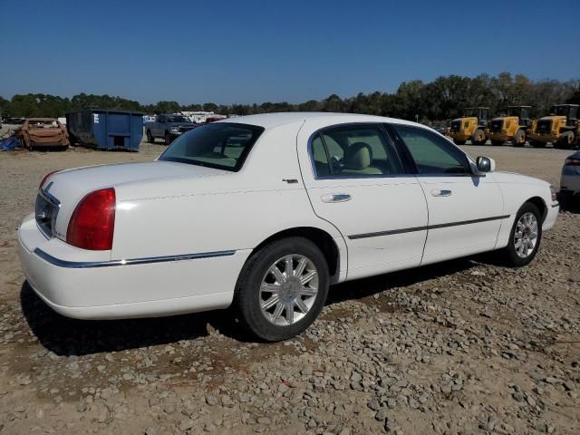 2007 Lincoln Town Car Signature Limited