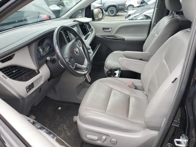 2018 Toyota Sienna XLE