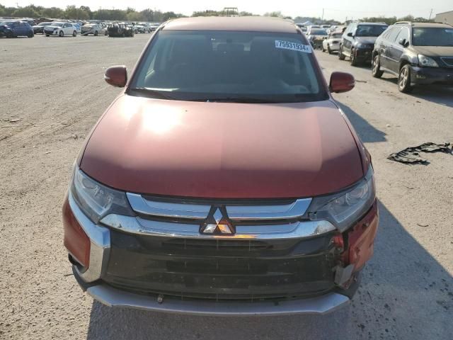 2018 Mitsubishi Outlander SE