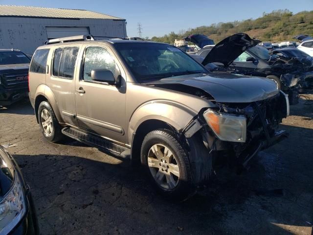 2005 Nissan Pathfinder LE