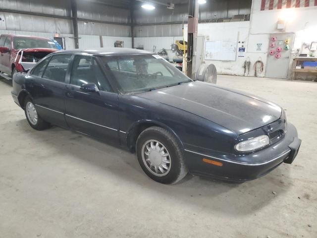 1998 Oldsmobile 88 Base