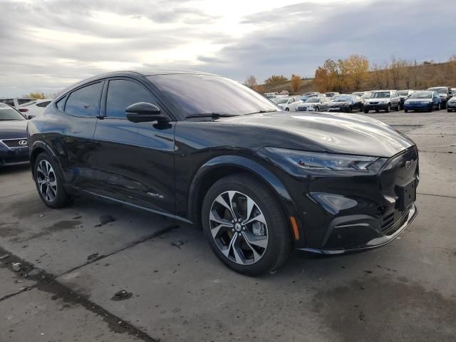 2022 Ford Mustang MACH-E Premium