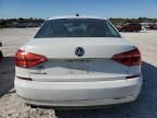 2016 Volkswagen Passat SE