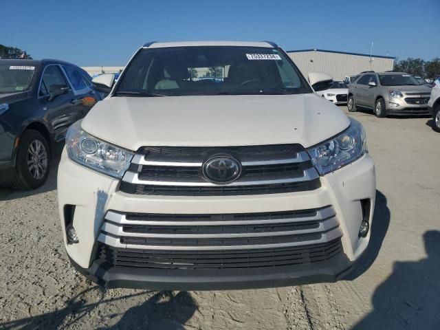 2018 Toyota Highlander SE