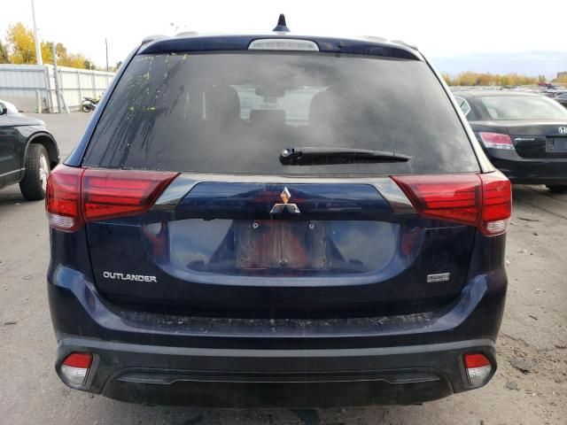 2020 Mitsubishi Outlander SE