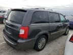 2014 Chrysler Town & Country Touring L