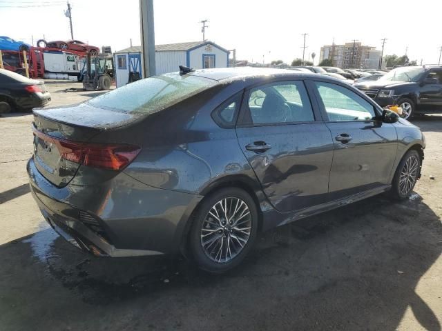 2024 KIA Forte GT Line