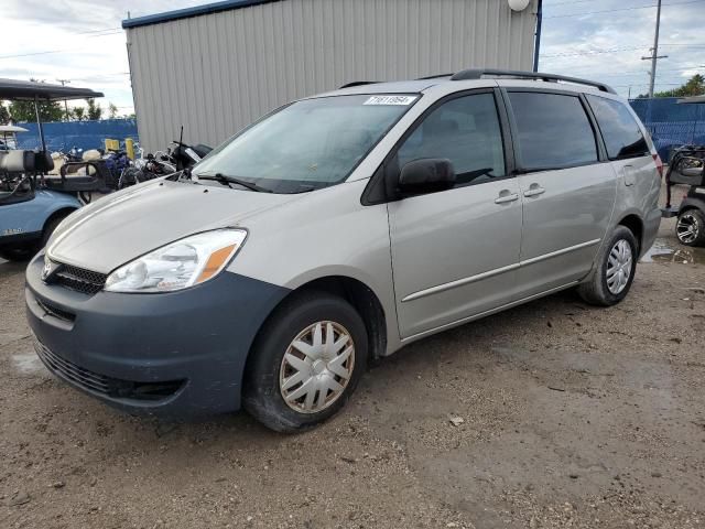 2005 Toyota Sienna CE