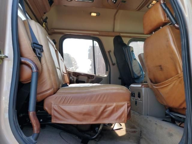 2007 Freightliner Sport Chassis 106