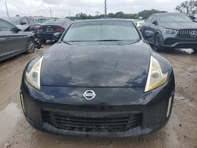 2016 Nissan 370Z Base