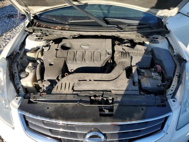 2010 Nissan Altima Base