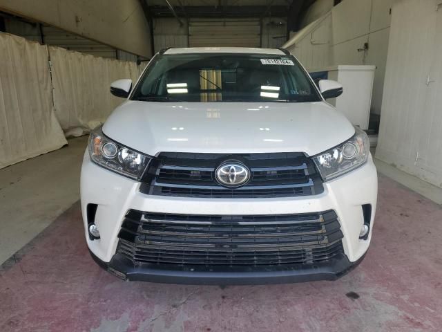 2018 Toyota Highlander SE