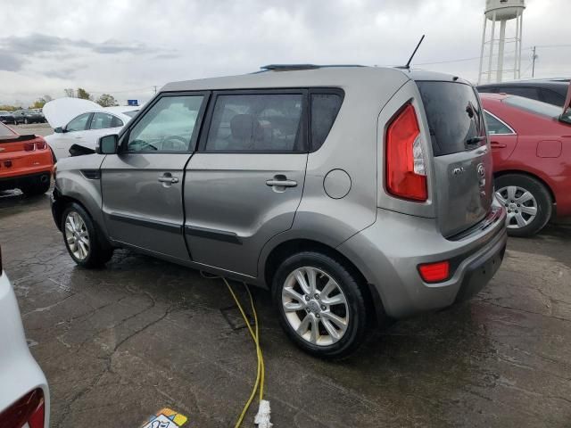 2013 KIA Soul +