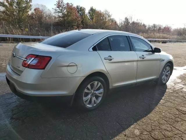 2011 Ford Taurus SEL