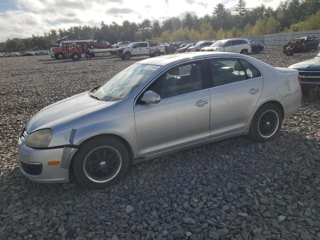 2005 Volkswagen New Jetta 2.5L Option Package 2