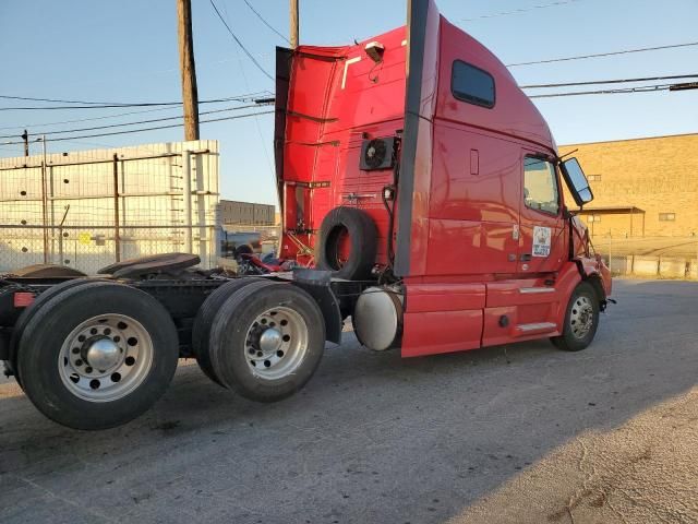 2015 Volvo VN VNL