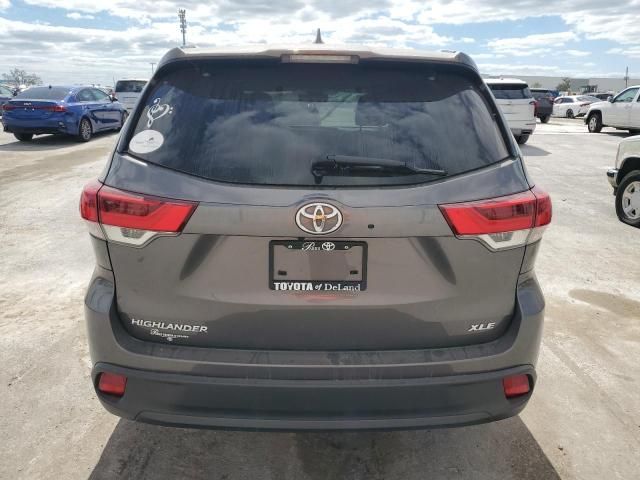 2019 Toyota Highlander SE