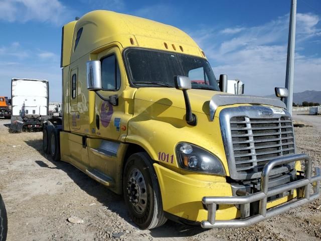 2017 Freightliner Cascadia 125