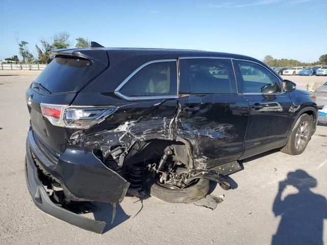 2016 Toyota Highlander LE