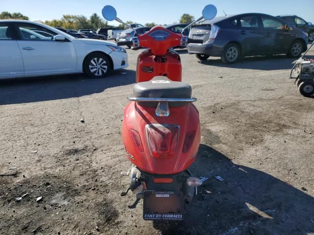 2015 Vespa Primavera 50 4V IE