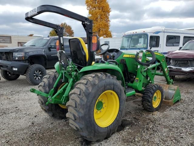 2022 John Deere 320R