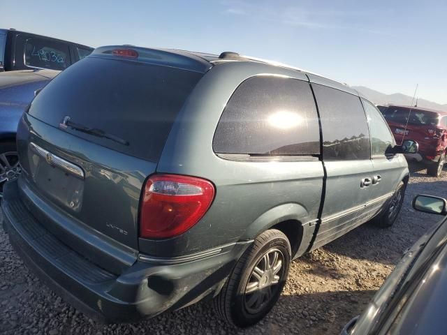 2006 Chrysler Town & Country Limited